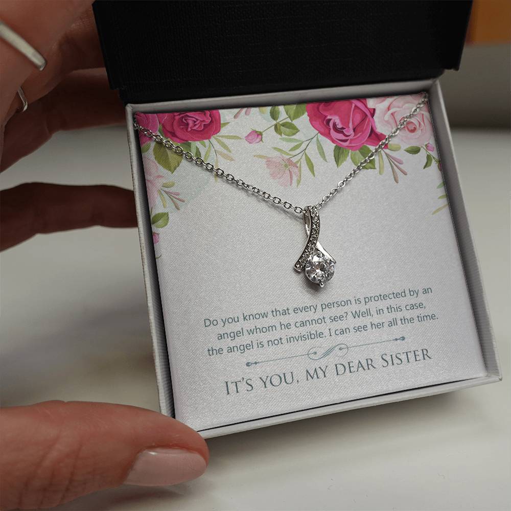 Alluring Beauty Necklace.
